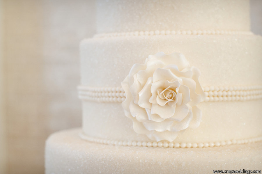 Pearl+Cakes classic ivory wedding cake pearl details | OneWed.com