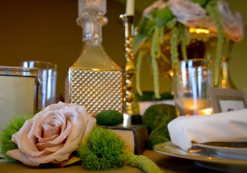 elegant wedding style vintage inspired reception tabletop