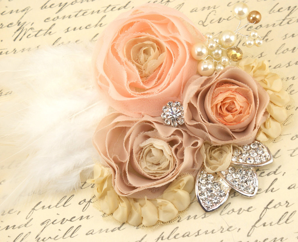 peaches and cream wedding color palette romantic weddings fascinator