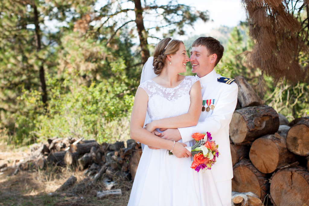 LeavenworthWeddingPhotographers_AndreaMike_001