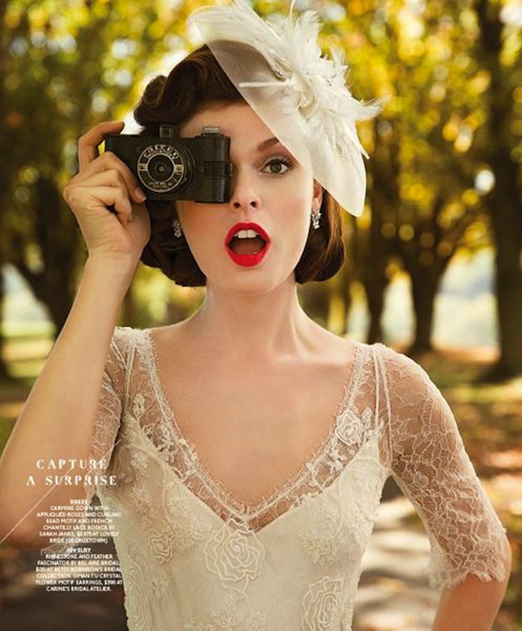 https://wedding-pictures.onewed.com/match/images/236599/fascinator_vintage.full.jpg
