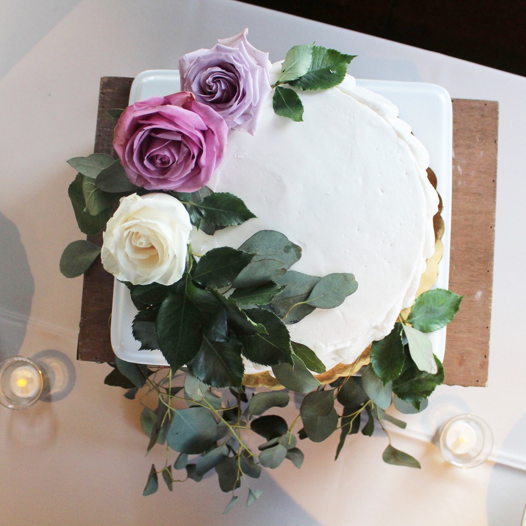 Omaha Wedding Cake Design