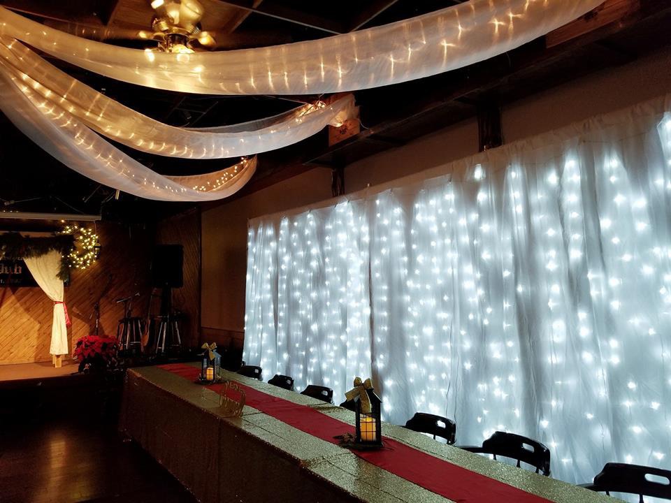 Christmas wedding, gold and red, Riverview, Moncton