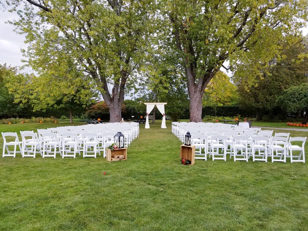 Kingsbrae garden, Saint Andrews, outdoor wedding