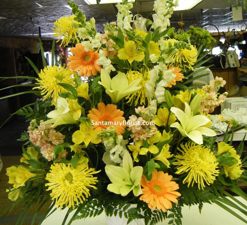 Santamary Florist Traditional Church Pedestal Arrangement