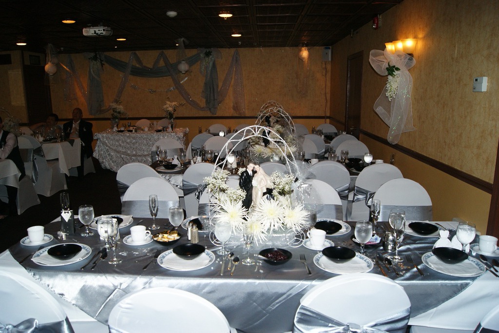 Rose Room seats 80 people