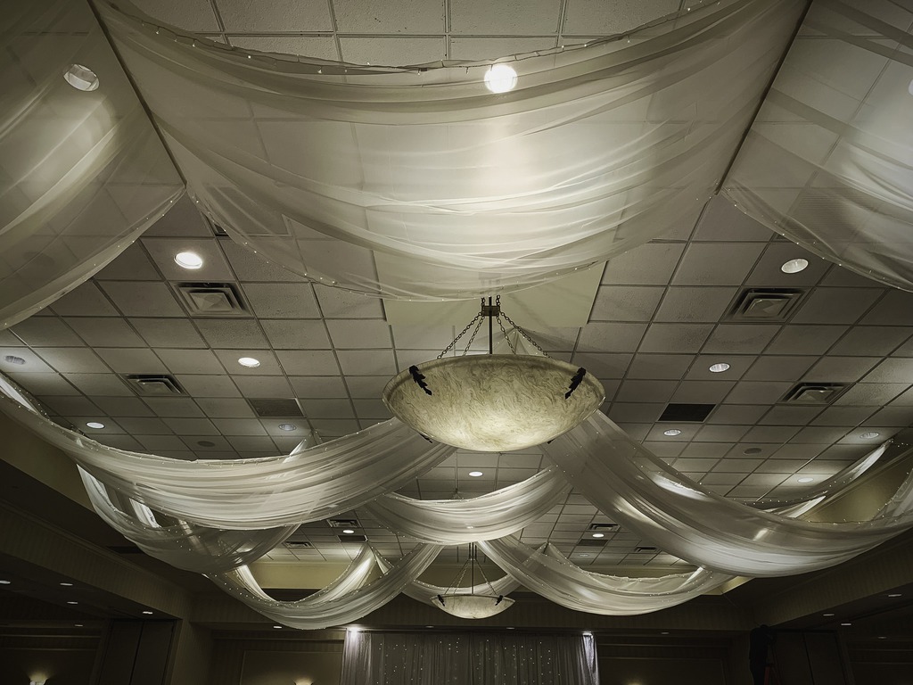 Ivory Linear Ceiling Draping Hilton Garden Inn Pittsburgh/