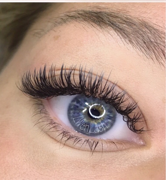 Classic lashes