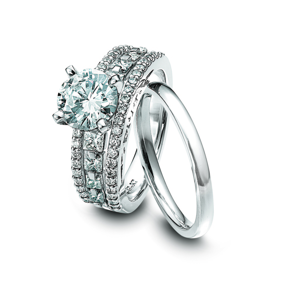 Ring Set Novell Design Studio, Round Center Diamond, Square