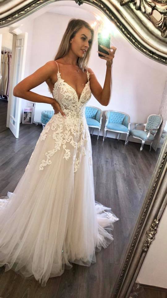 pearls and lace on OneWed