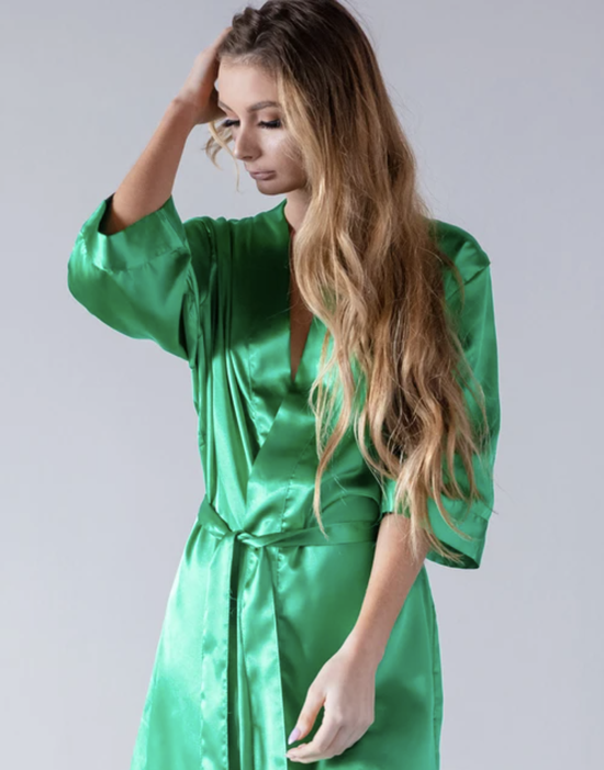 Pretty Robes on OneWed