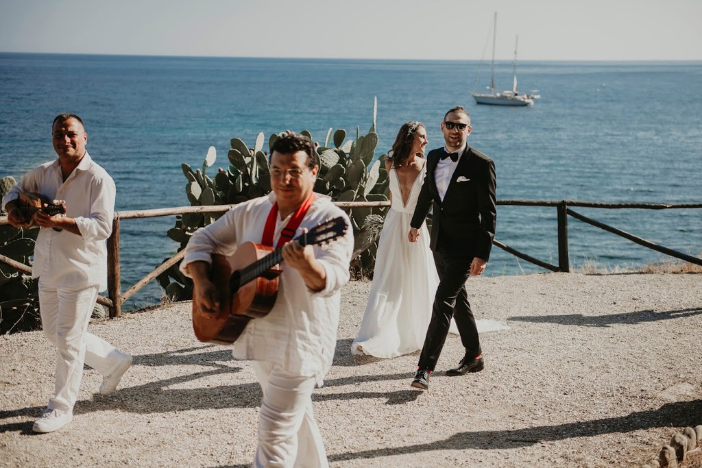 Guitar & Mandolin Players