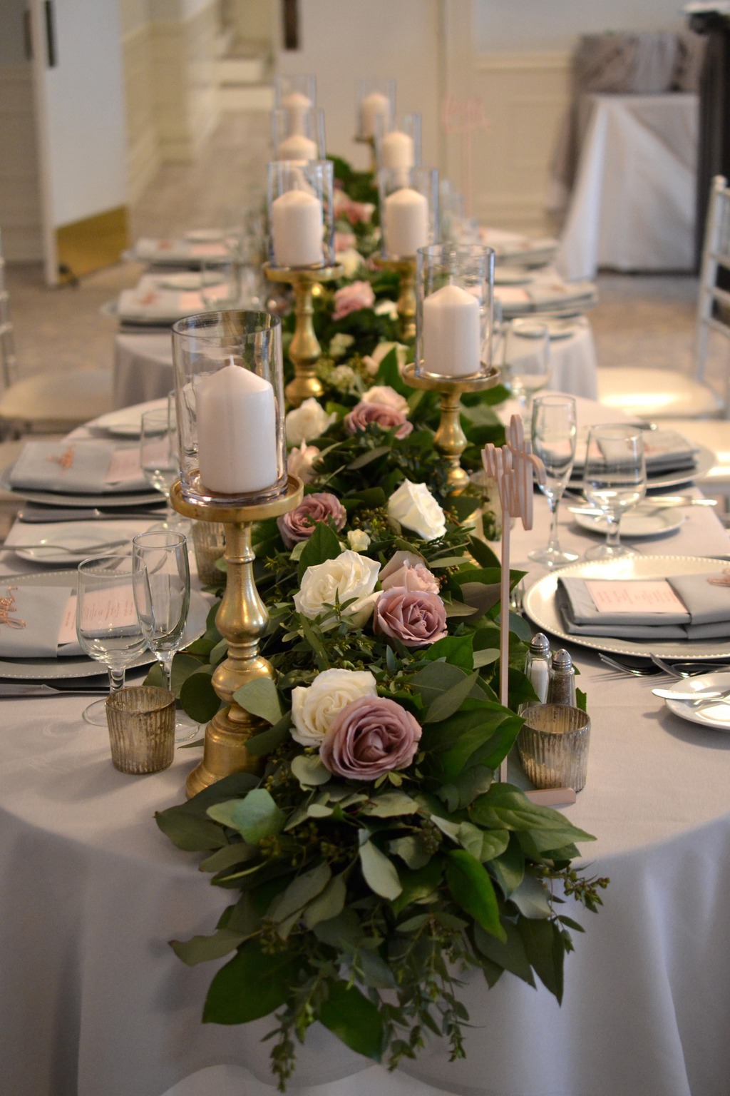 Table garland