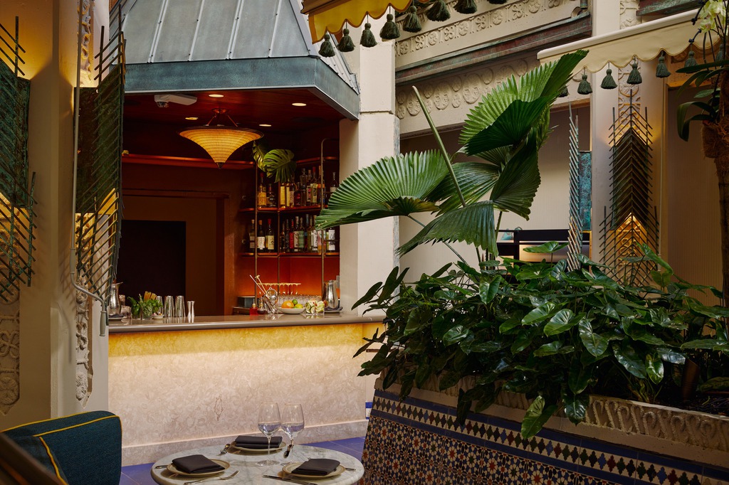 fountain bar (3) f&b pmc