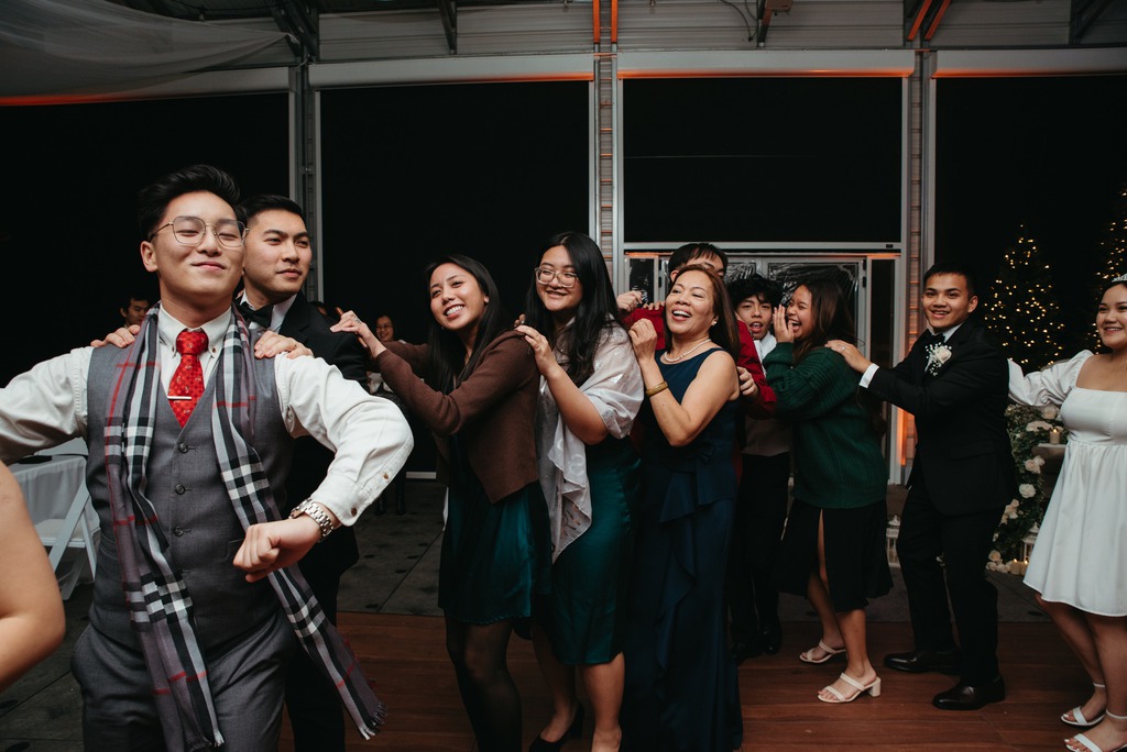 Conga lines are back!!