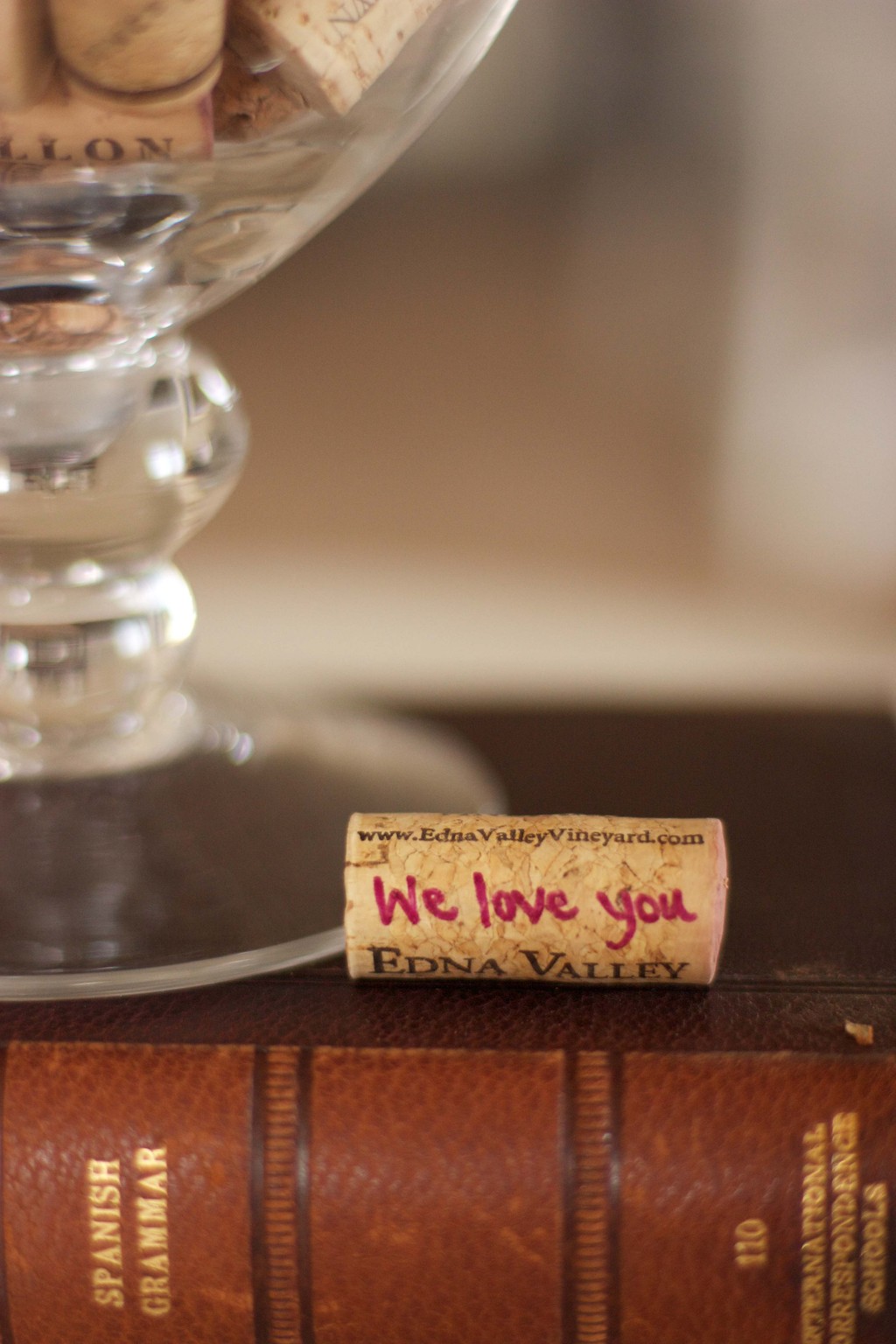 unique wedding guest book ideas wine corks