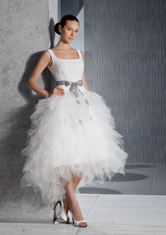 spring 2012 romantic wedding dress tea length tulle structured bodice