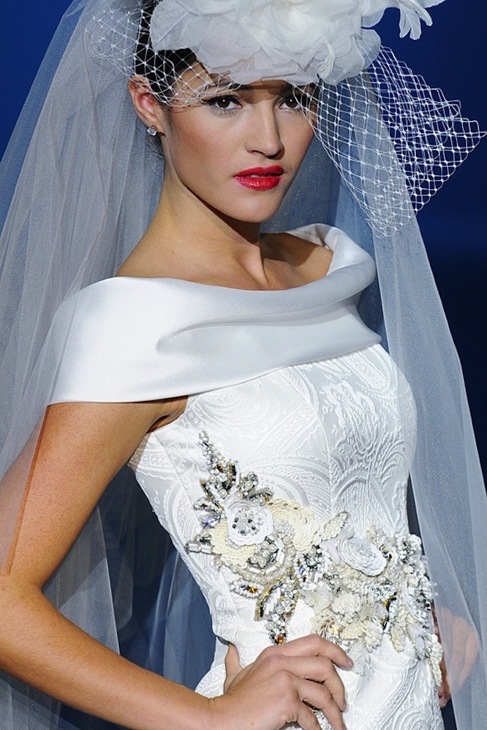 2013 wedding dress bridal style from Spain