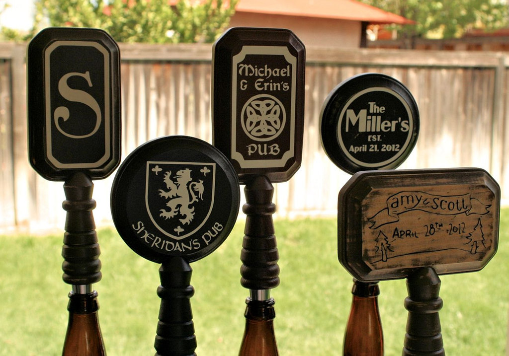rad wedding gifts for groomsmen best man beer tap handles