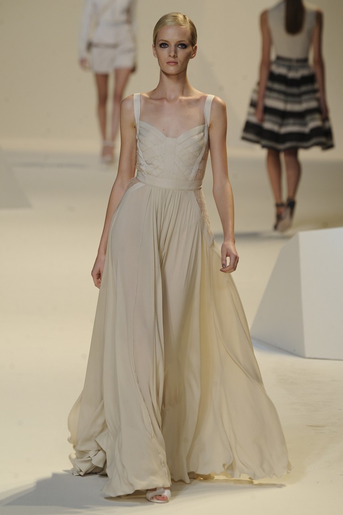 elie saab white gown